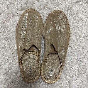 Elegant Gold Women's Espadrilles 7